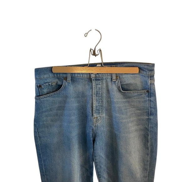 7 For All Mankind Edie Ring-Detail Straight Jeans Light Riviera statement Fall - Picture 6 of 12